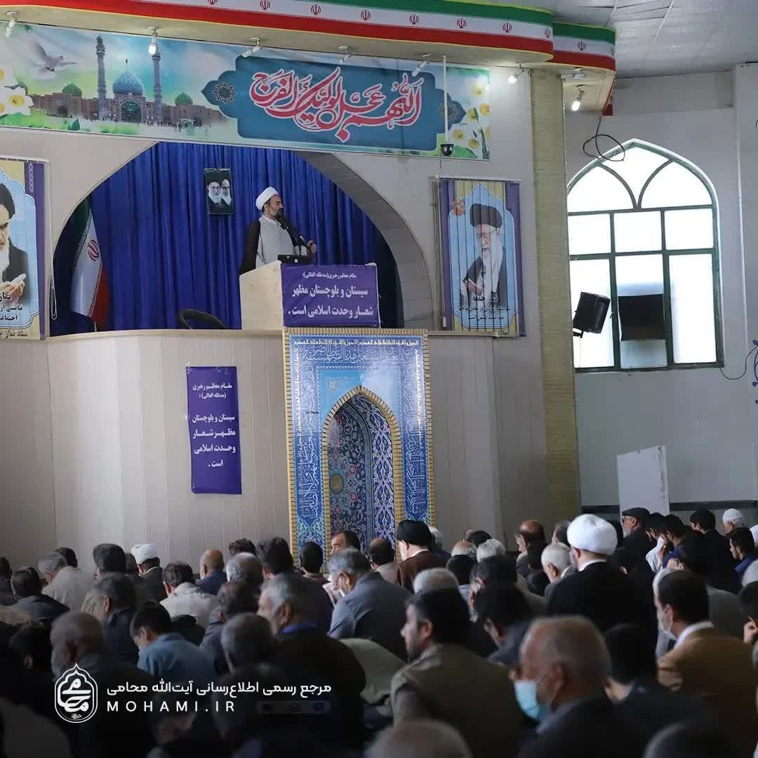 خطیب نماز جمعه زاهدان: بسیج را شجره طیبه خطیب نماز جمعه زاهدان: بسیج را شجره طیبه