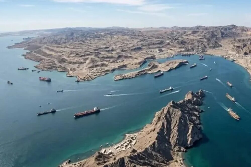 حاکمیت بر تنگه هرمز حق ما است
