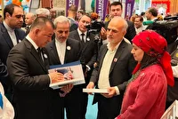 نمایش پوشش اقوام ایرانی در ترکمنستان
